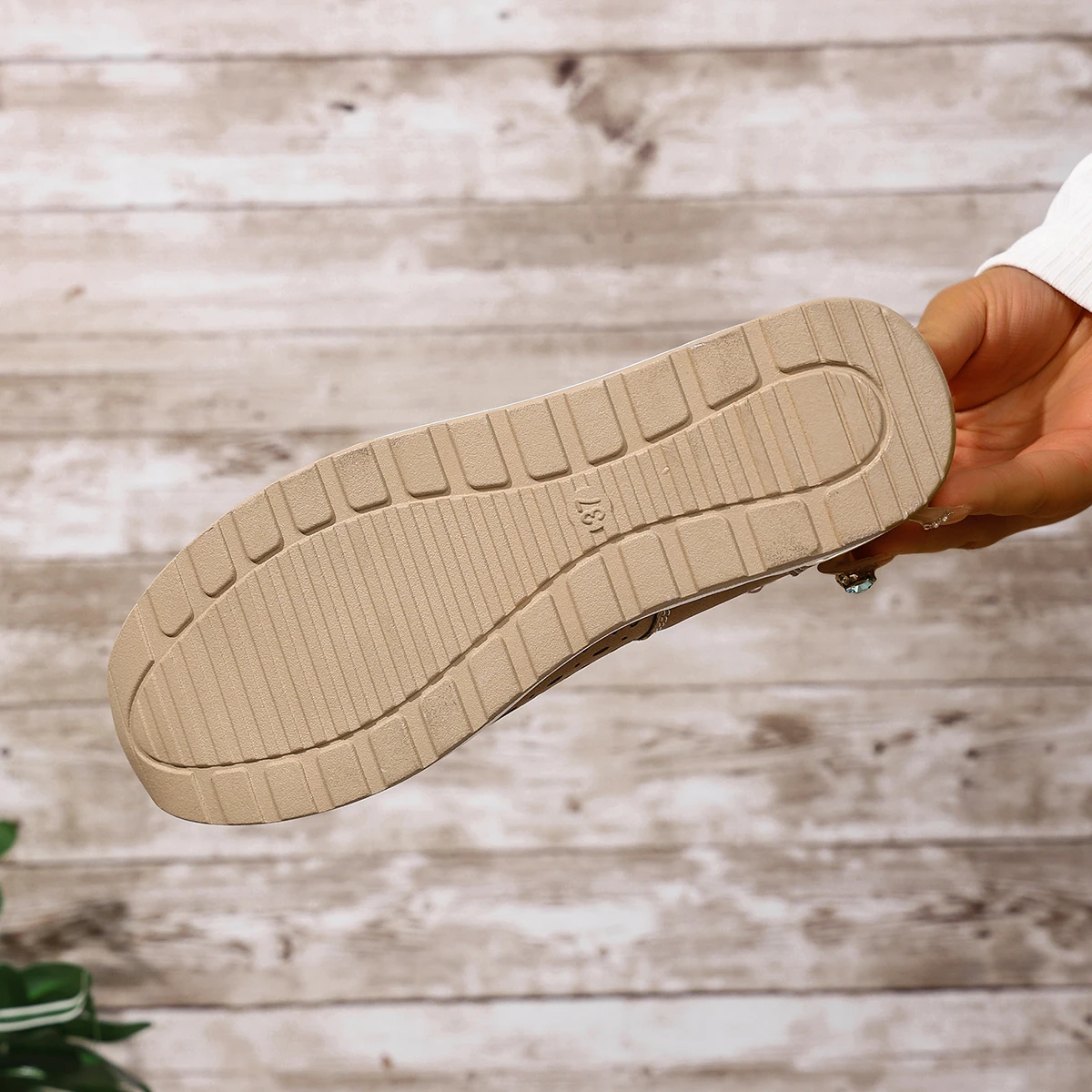 Summer Sale 50% Off❤️ Women's Slip-On Sneakers - Breathable Mesh Walking Shoes with Arch Support