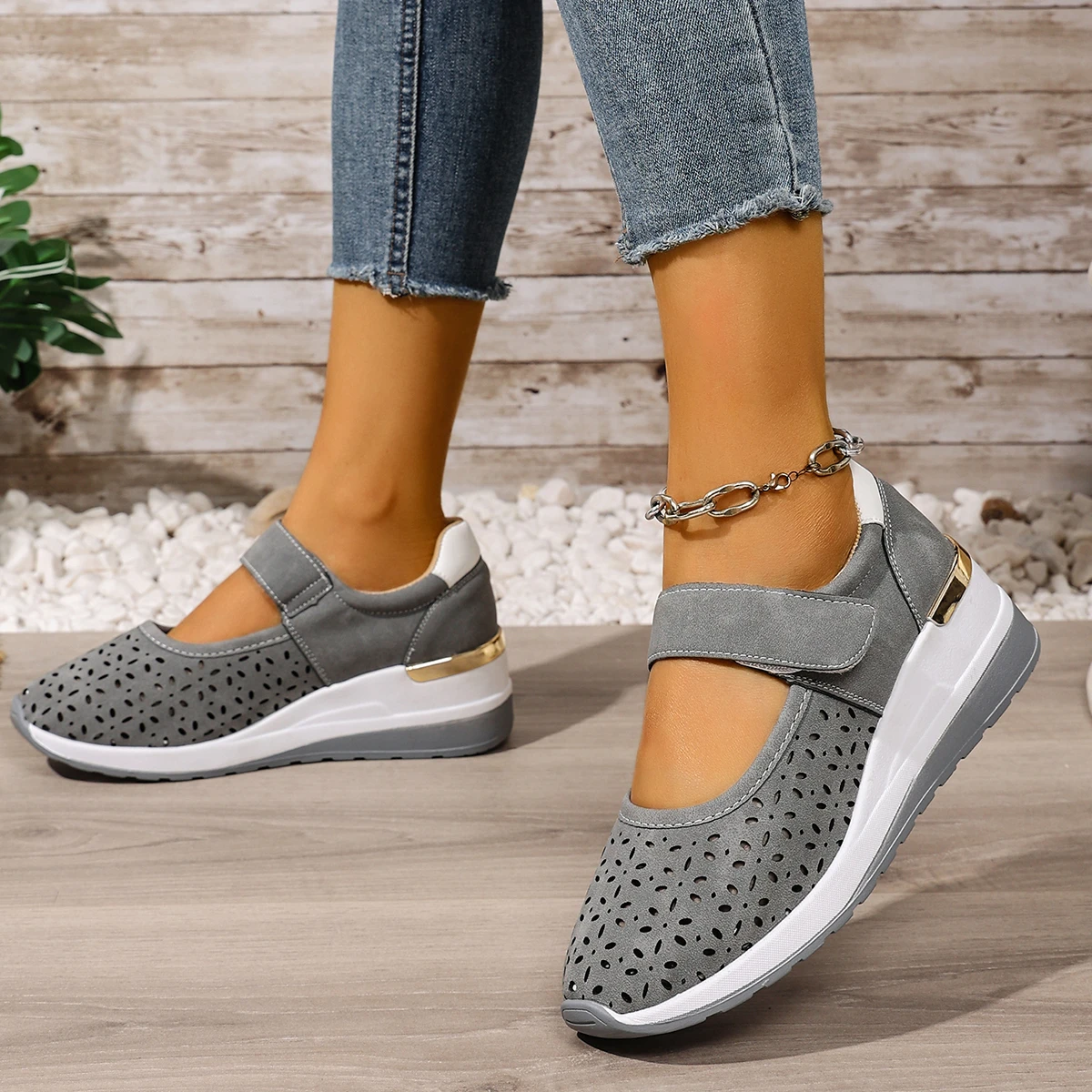 Summer Sale 50% Off❤️ Women's Slip-On Sneakers - Breathable Mesh Walking Shoes with Arch Support