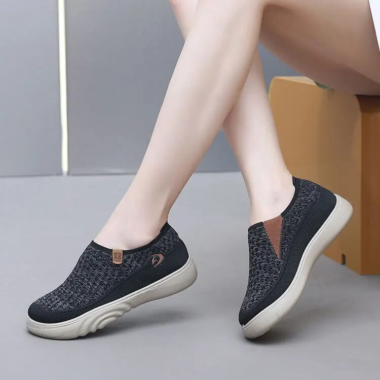 Zapatillas de senderismo transpirables y antideslizantes para mujer: mocasines de suela gruesa y suave