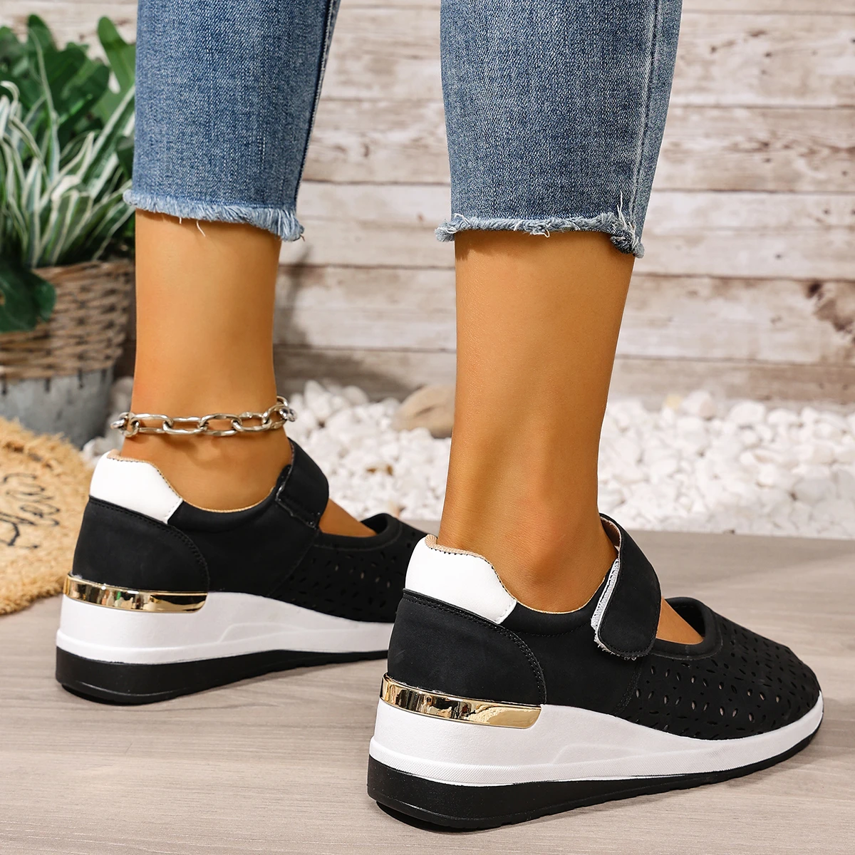 Summer Sale 50% Off❤️ Women's Slip-On Sneakers - Breathable Mesh Walking Shoes with Arch Support