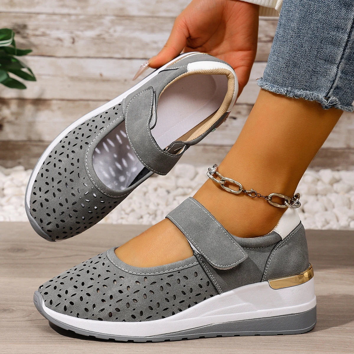 Summer Sale 50% Off❤️ Women's Slip-On Sneakers - Breathable Mesh Walking Shoes with Arch Support