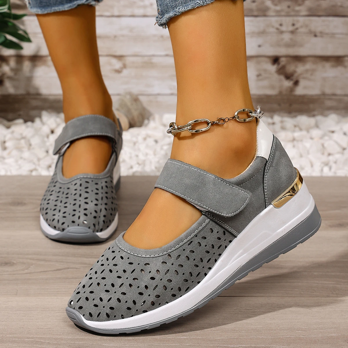 Summer Sale 50% Off❤️ Women's Slip-On Sneakers - Breathable Mesh Walking Shoes with Arch Support