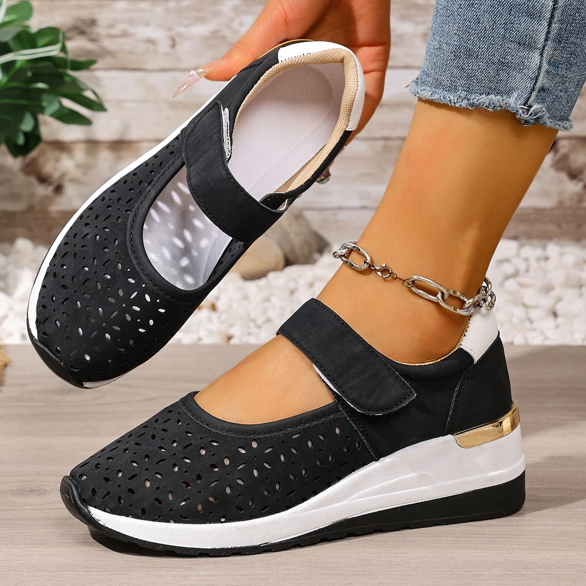 Summer Sale 50% Off❤️ Women's Slip-On Sneakers - Breathable Mesh Walking Shoes with Arch Support