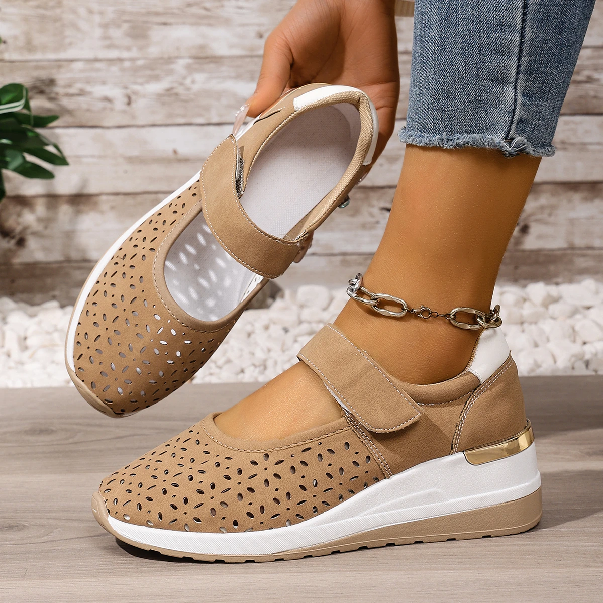 Summer Sale 50% Off❤️ Women's Slip-On Sneakers - Breathable Mesh Walking Shoes with Arch Support